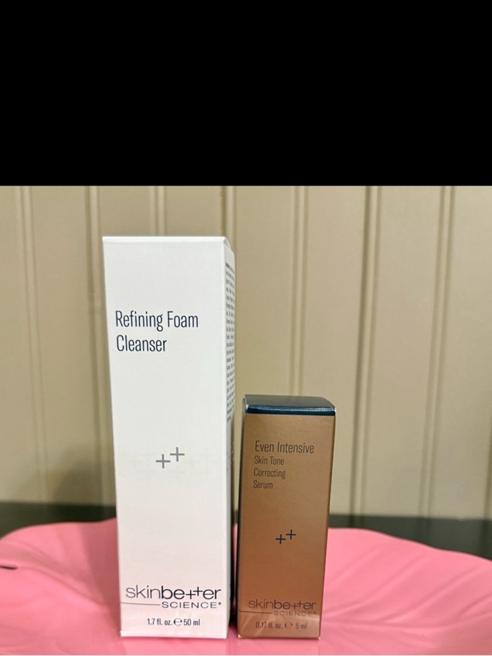 Refining Foam Cleanser & Even Intensive Serum - White and Brown